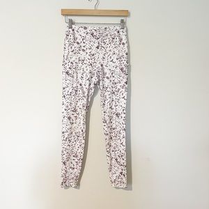 Marika • 7/8 Length Spotted Leggings EUC